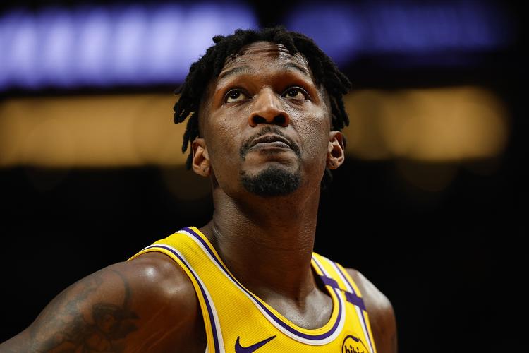 费兰：丢球后快速回应是我们的强项；早就知道我能在巴萨首发（费兰：失球后迅速回应是我们的优势；我早就相信自己能在巴萨踢首发）