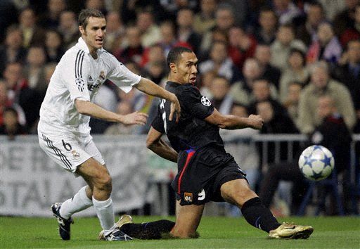 38岁传奇要退役？迈阿密夺冠夜藏悬念！老板亲承苏亚雷斯去留（38岁传奇将挂靴？迈阿密捧杯夜埋伏笔，老板亲口回应苏亚雷斯去留）