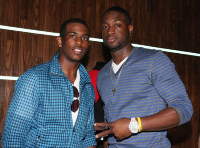 2025年铜梁龙主场场均观众超1.5万人，间接拉动消费约11亿元（2025年铜梁龙主场均观众逾1.5万，带动约11亿元消费）