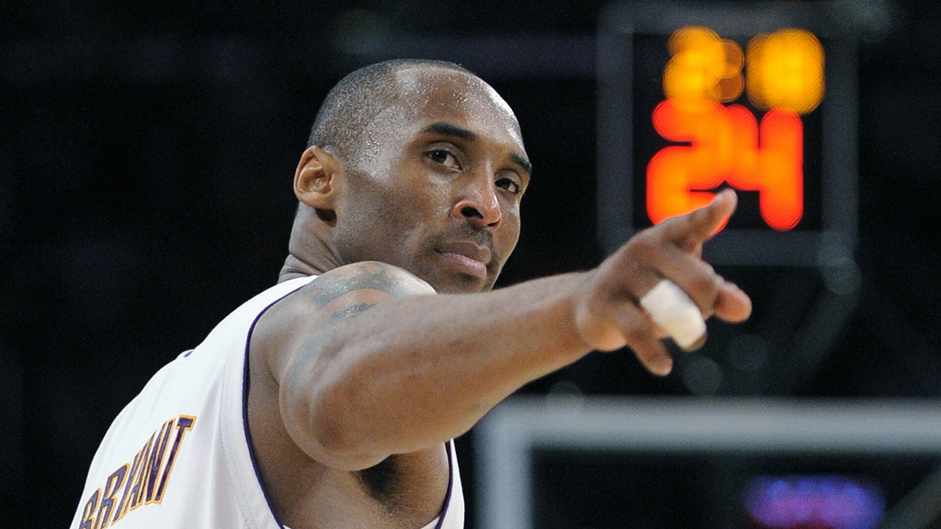 摩纳哥年轻天才频频爆发（摩纳哥新星接连闪耀）