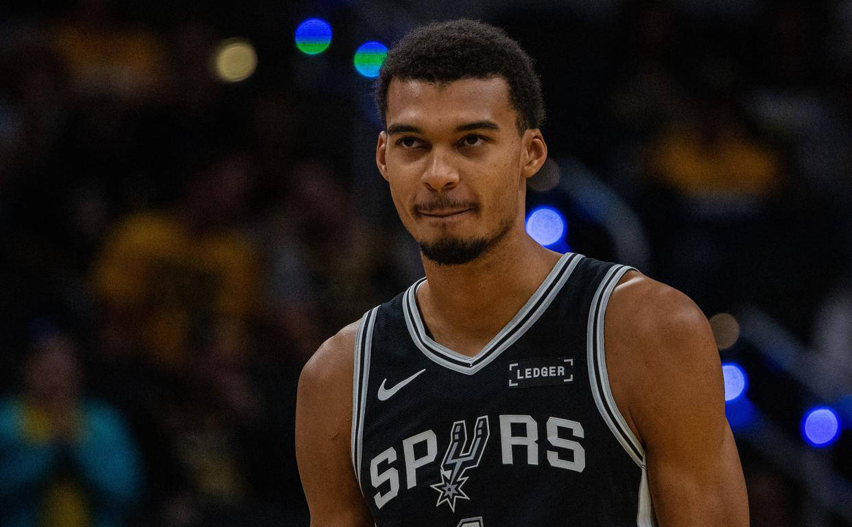 主帅赛后直言表现不达标（主帅赛后坦言发挥未达预期）