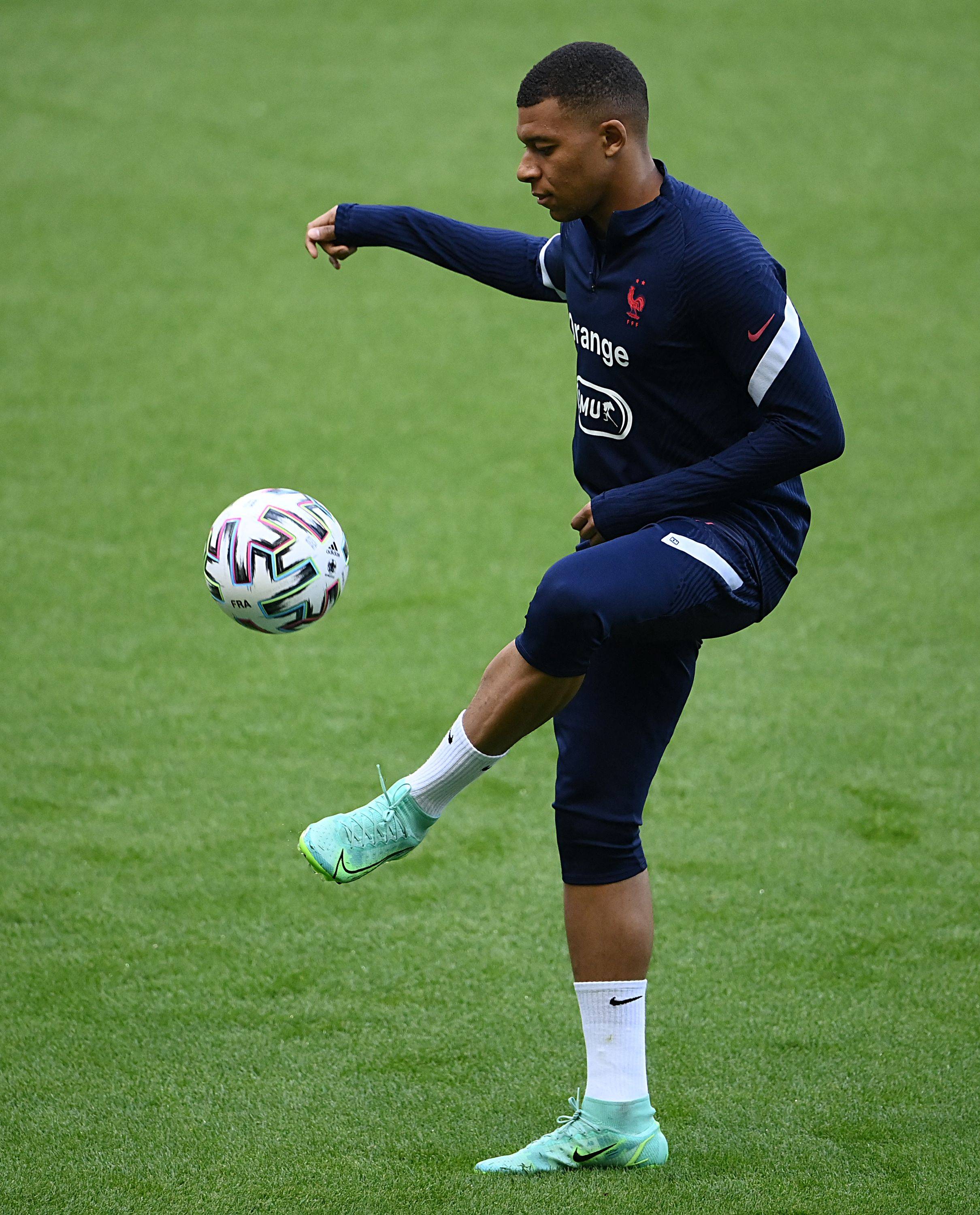 拜仁、国米告负，阿森纳成本赛季欧冠唯一仍保持全胜的球队（拜仁与国米失利，阿森纳成本季欧冠唯一全胜队）