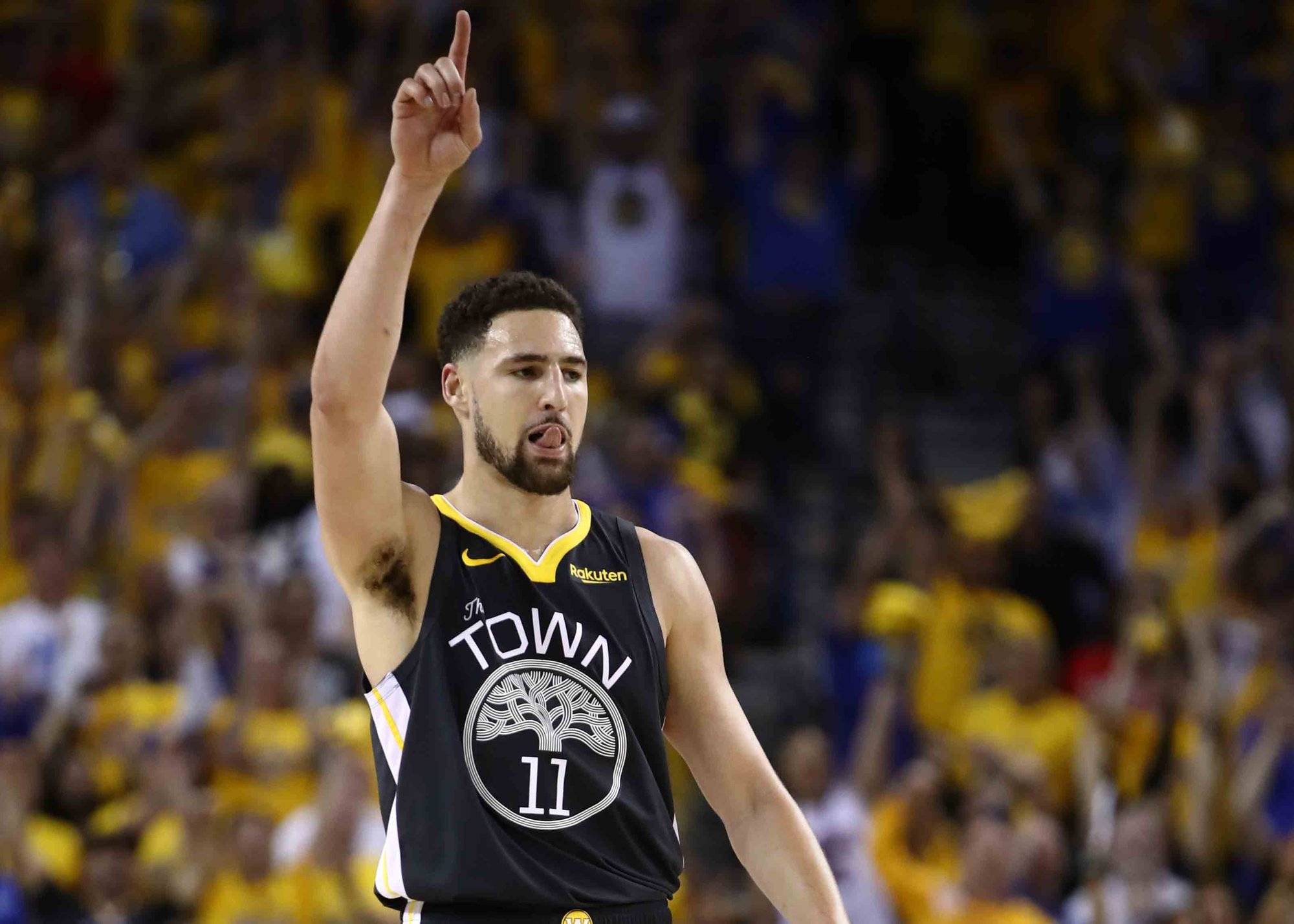 记者：于帕与拜仁的续约仍在谈判中，有可能在年底前做出决定（记者称：拜仁与于帕续约谈判仍在进行，或将在年底前定论）