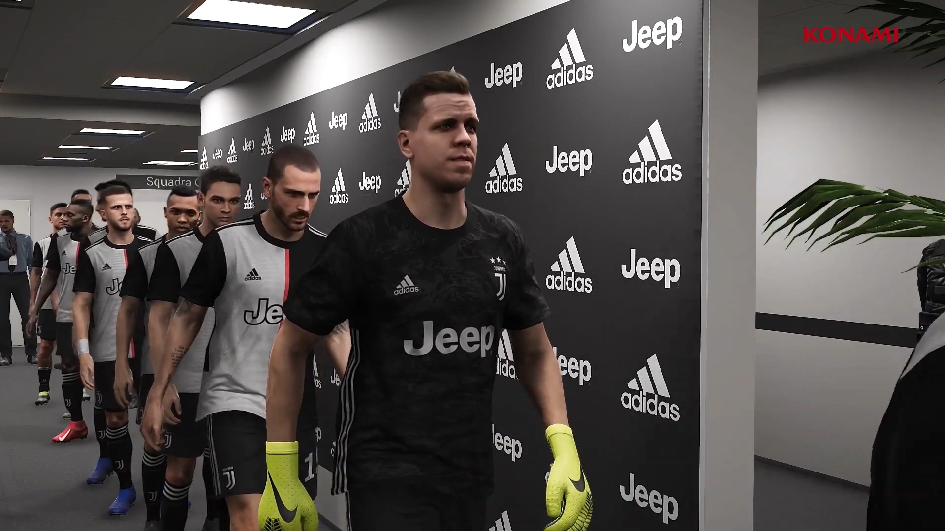 又犯规了！第二节刚上来杨瀚森补防科沃德又被裁判吹打手&已经3犯（次节开局杨瀚森补防科沃德再被吹打手，个人犯规已3次）