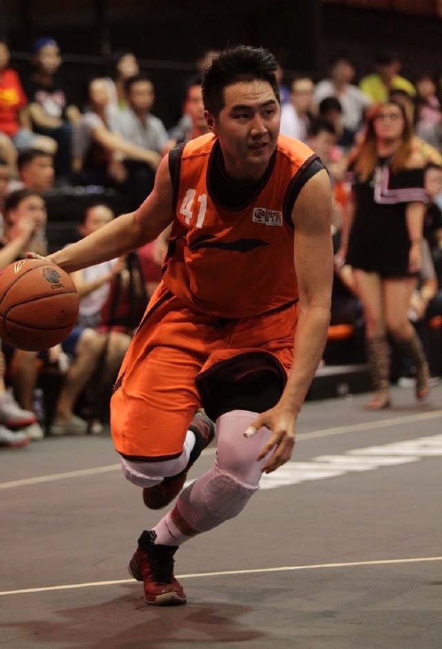 德转列欧洲俱乐部球衣胸前广告年赞助费TOP10：曼城8000万第1（德转发布欧陆俱乐部胸前广告年赞助榜TOP10：曼城以8000万领跑）