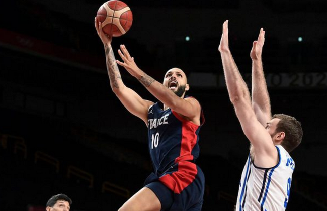 WCBA今日综述：首钢完胜陕西 山西大胜取赛季首胜（WCBA今日战报：首钢大胜陕西，山西豪取赛季首胜）