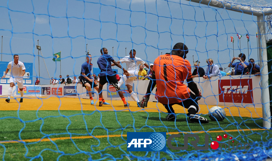 诺阿-朗：对阵尤文的战术不能提前透露；我正在学习意大利语（诺阿-朗：与尤文之战战术不便提前透露，我在学习意大利语）