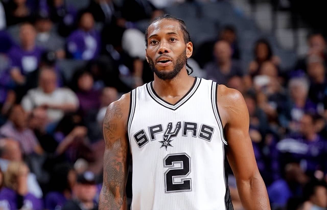 金靴榜又迎来新领跑者（金靴争夺战诞生新榜首）