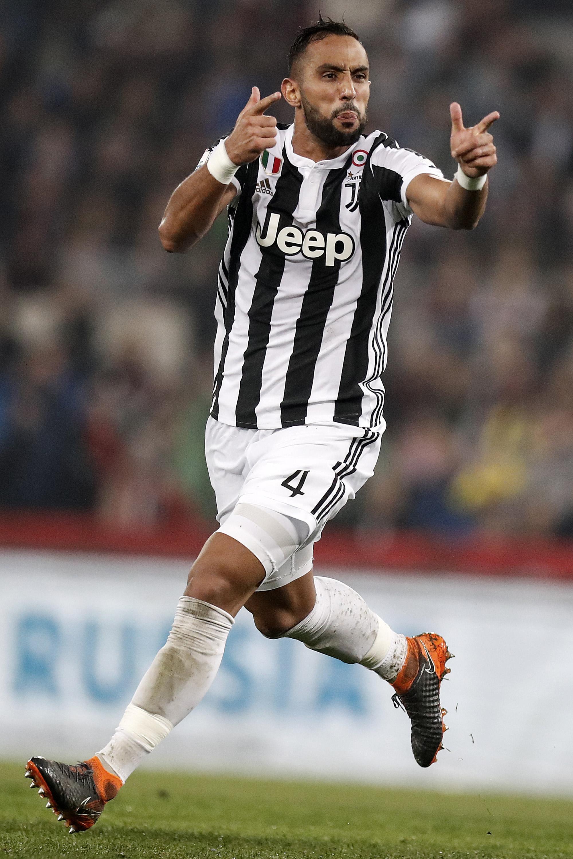 中超：北京国安3-2击败深圳队（中超赛场：北京国安3比2力克深圳队）